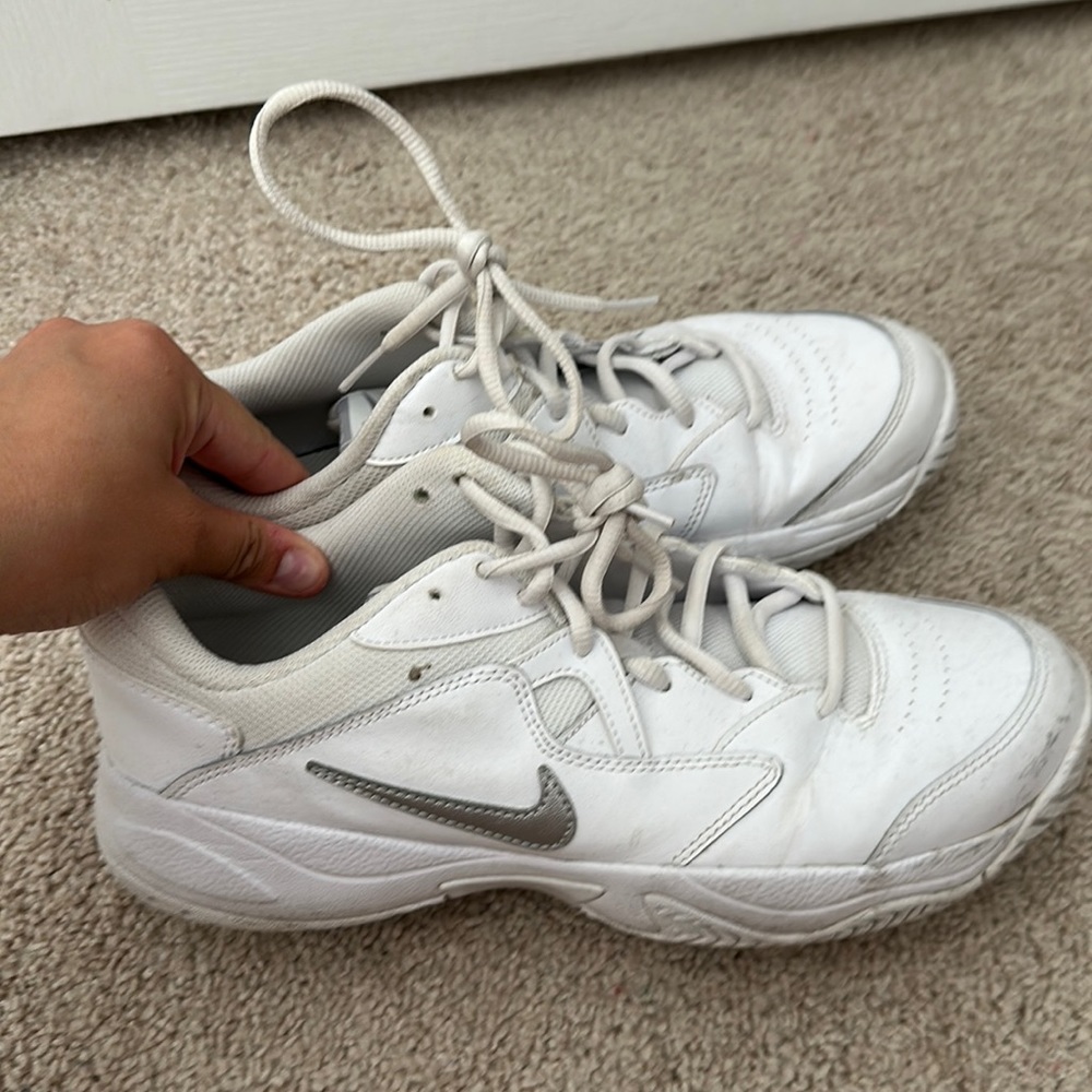 Nike court elites 2 cheer shoes